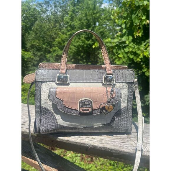 Guess Animal Skin Print Shoulder/Tote Bag Gray/White/Cocoa - Picture 1 of 7